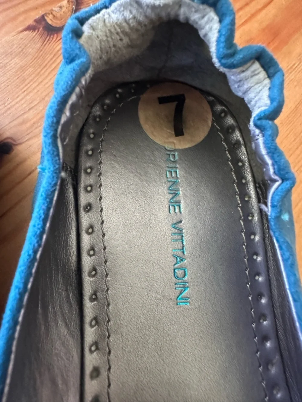 Adrienne Vittadini Blue/ Green Embellished Ballet
Flats Size 7 - Picture 6 of 7